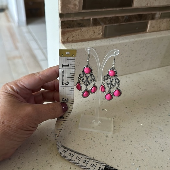 Chandelier Pink and Silver Fashion Earrings NEW! - Picture 6 of 6